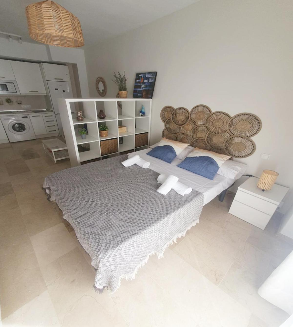 Sol Y Arte Suites Malaga Centro Exterior foto